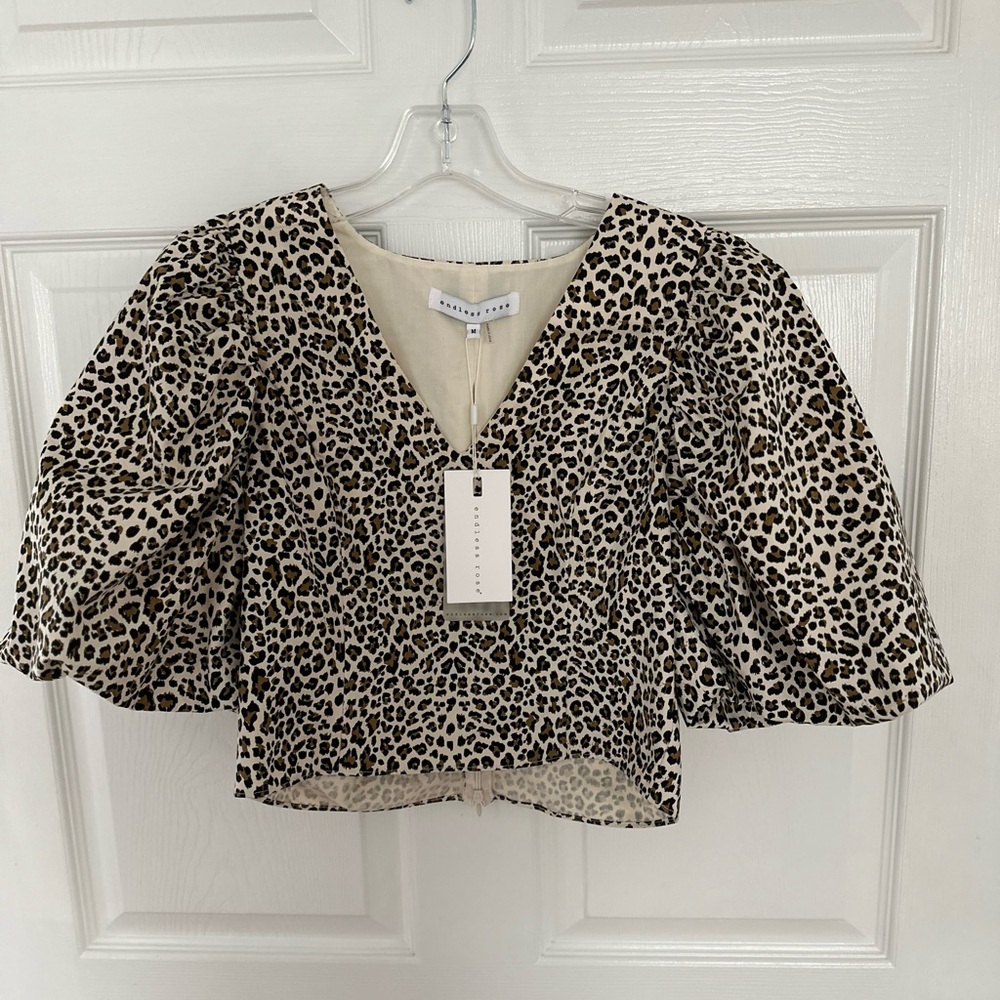 Leopard Print Puff Sleeve Top
